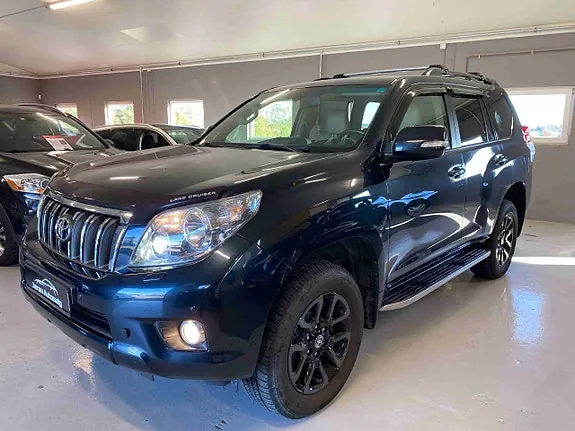 Toyota Land Cruiser 2011 photo 3