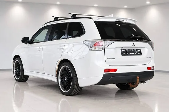 Mitsubishi Outlander 2013 photo 4