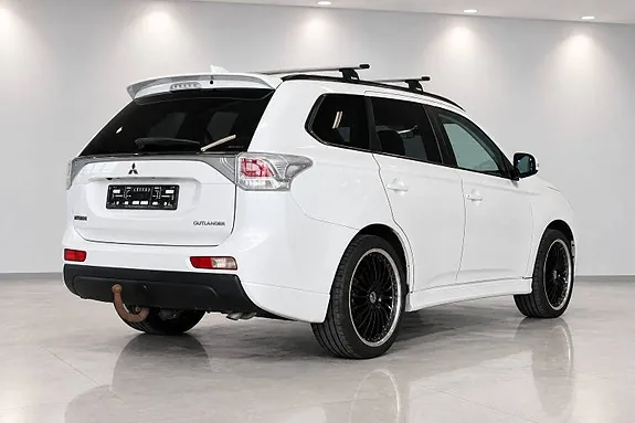 Mitsubishi Outlander 2013 photo 3