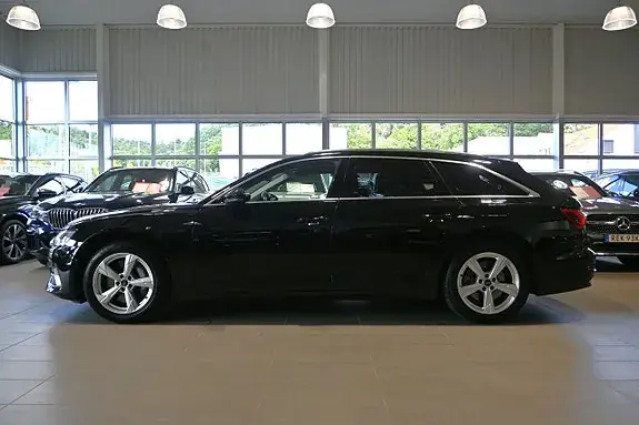 Audi A6 2023 photo 2