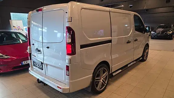 Opel Vivaro 2015 photo 4