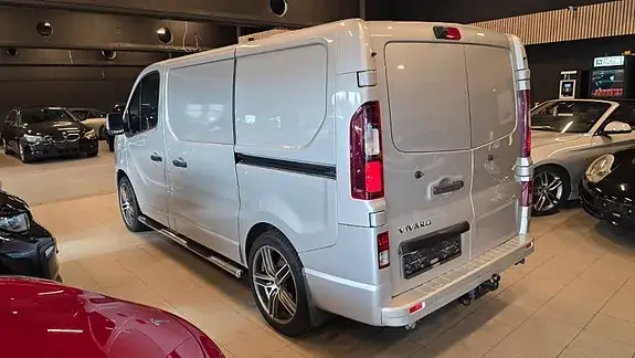 Opel Vivaro 2015 photo 5