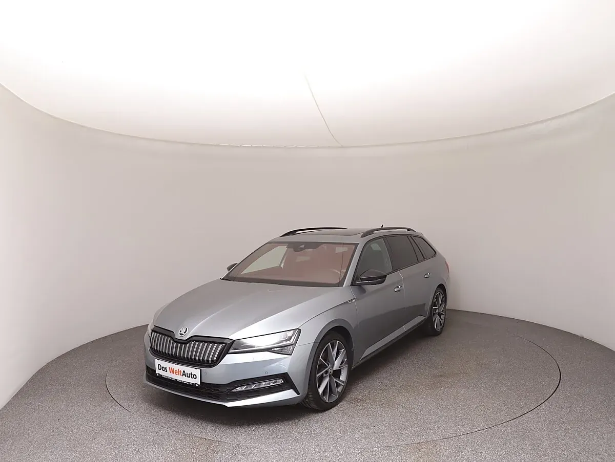 Skoda Superb 2021 photo 2