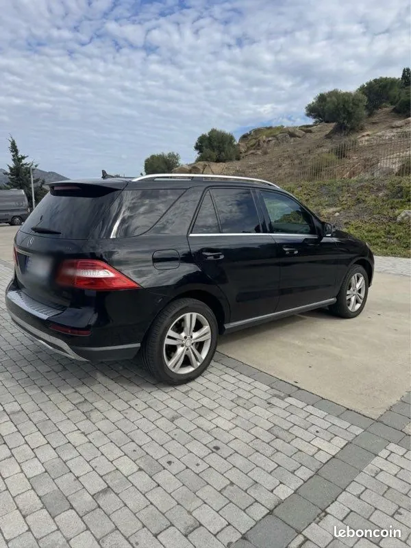 Mercedes-Benz Ml 350 2012 photo 2