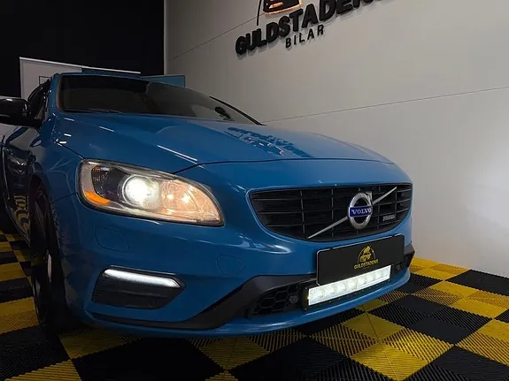 Volvo S60 2015 photo 5