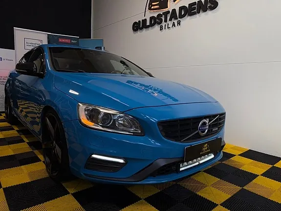 Volvo S60 2015 photo 4