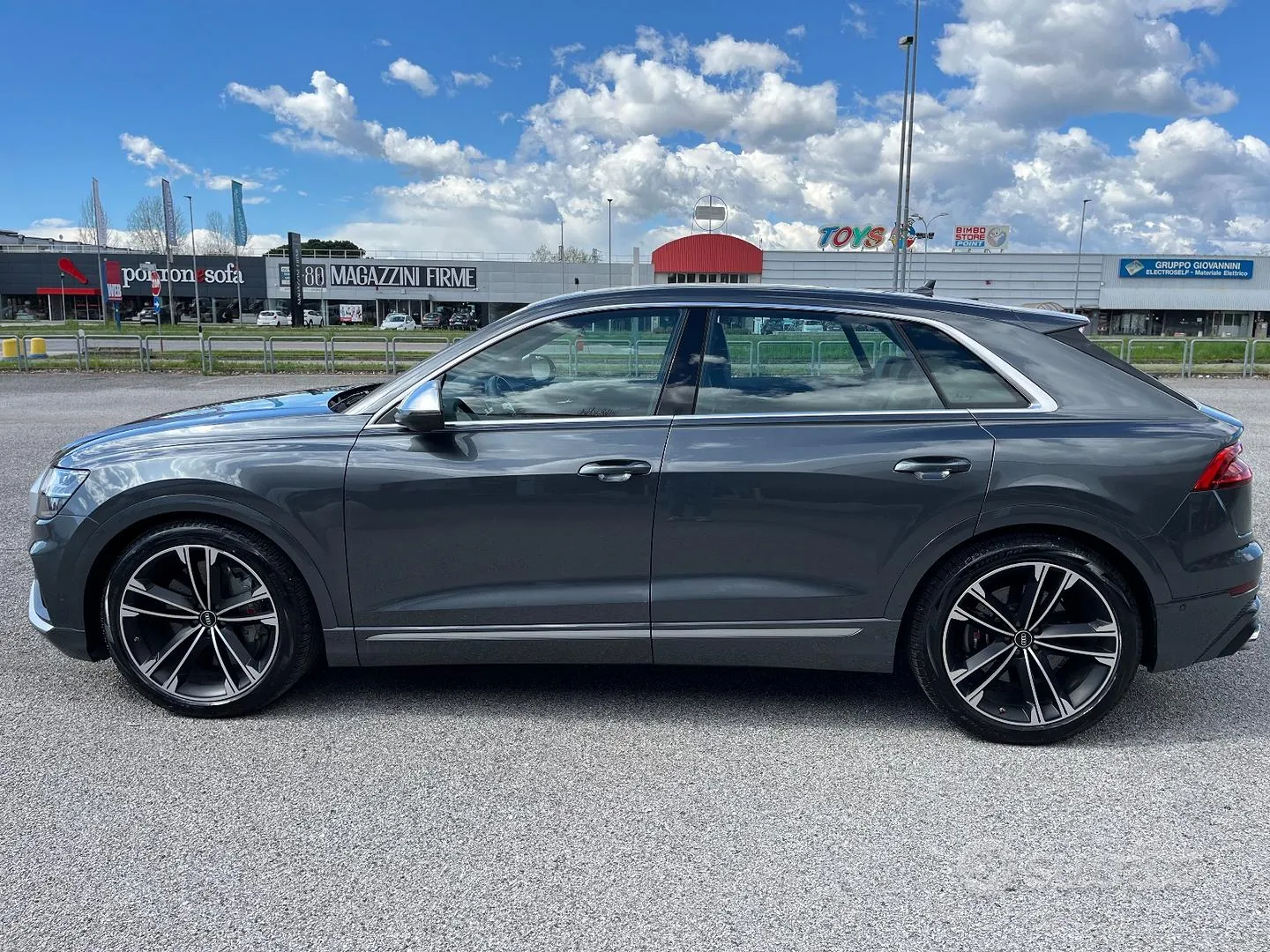 Audi Sq8 2020 photo 2
