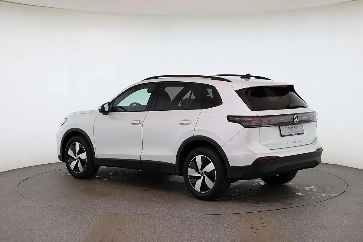 Volkswagen Tiguan 2026 photo 2