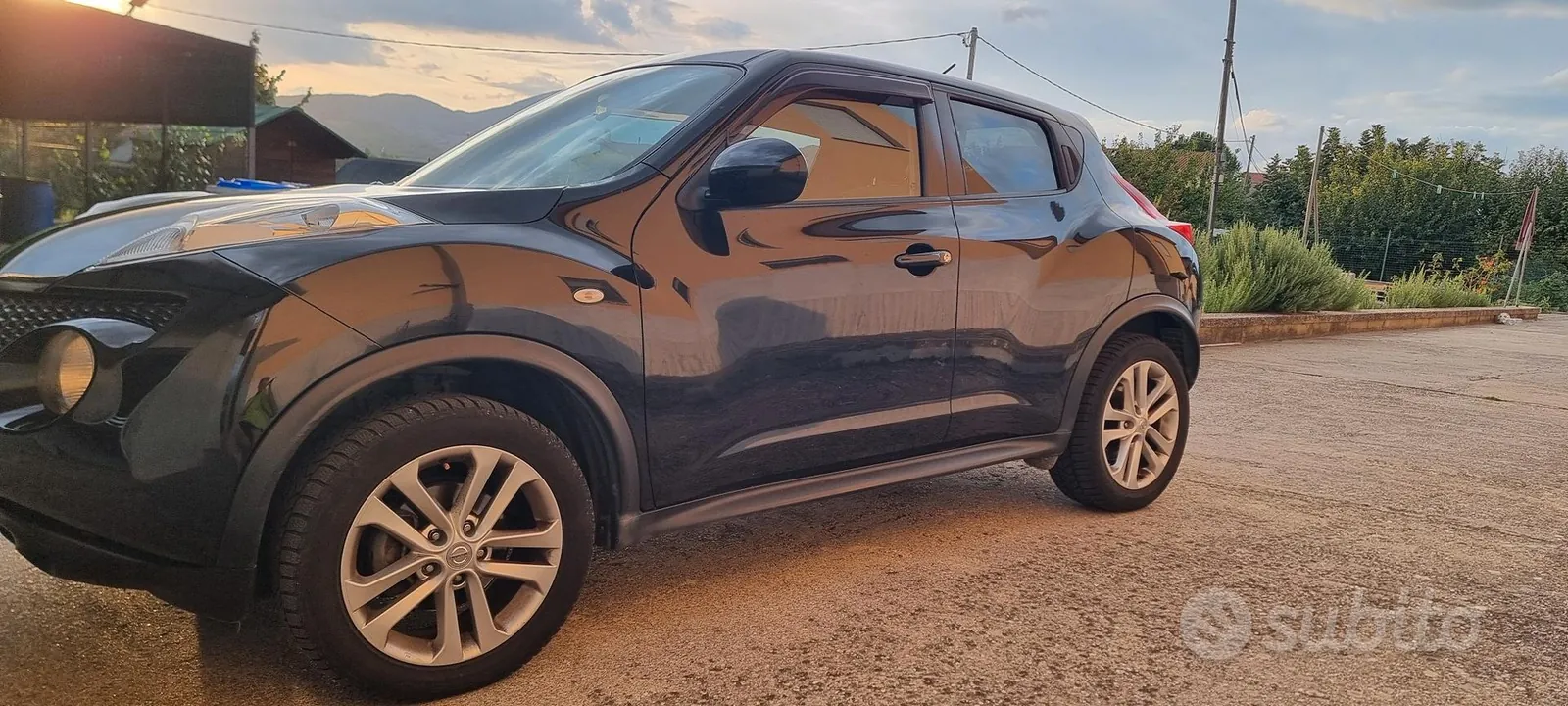Nissan Juke 2011 photo 3