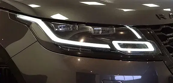 Land Rover Range Rover Velar 2018 photo 2