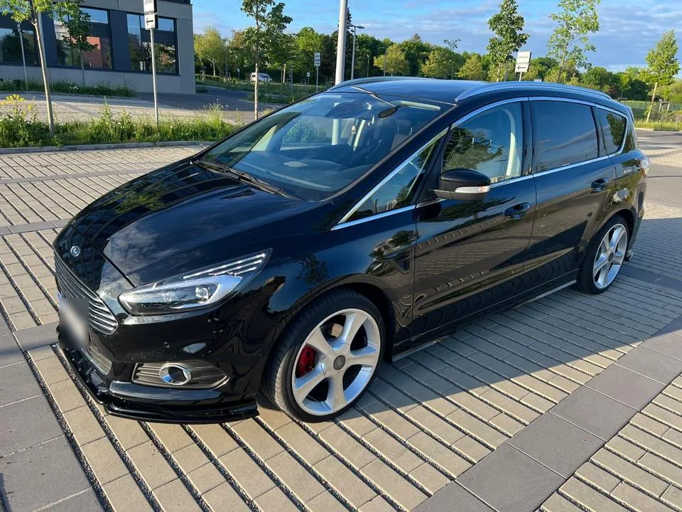 Ford S-Max