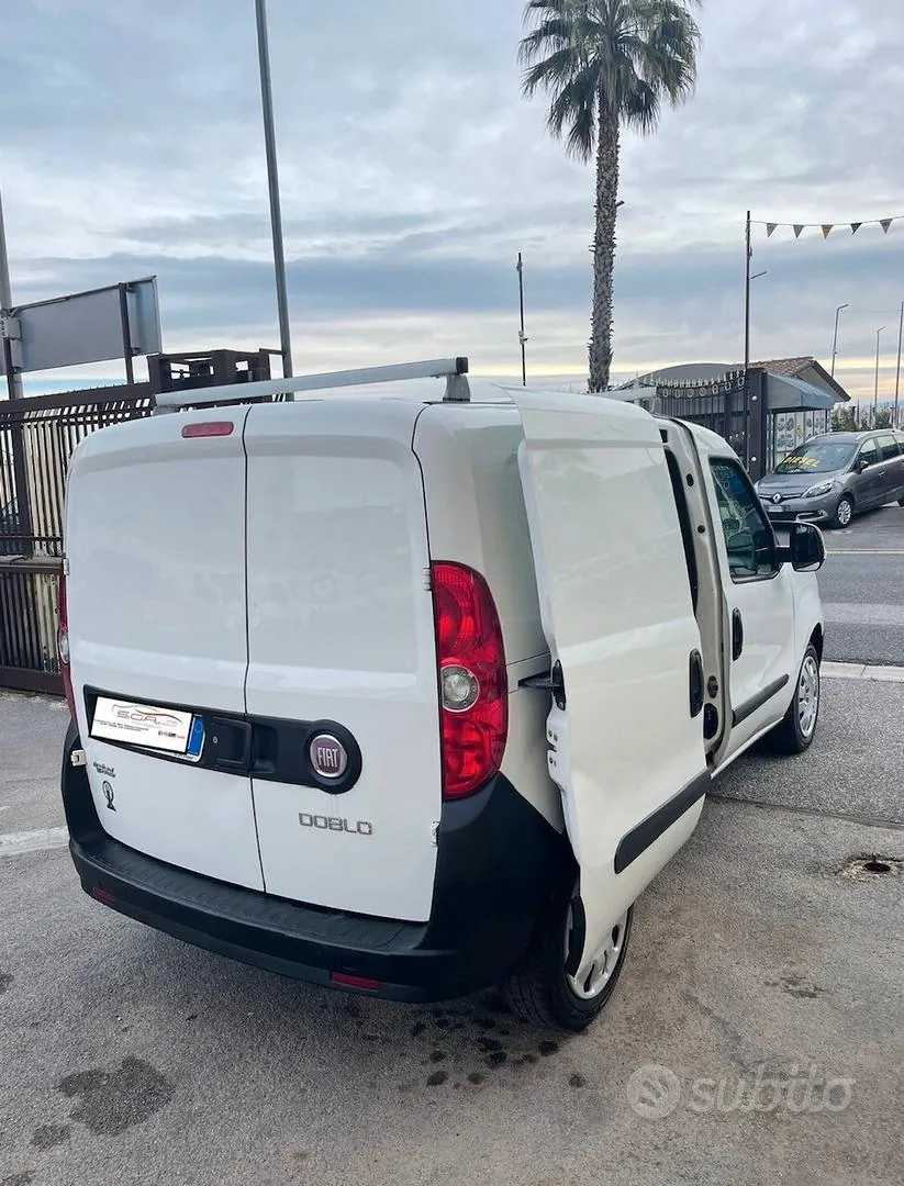 Fiat Doblo 2011 photo 3