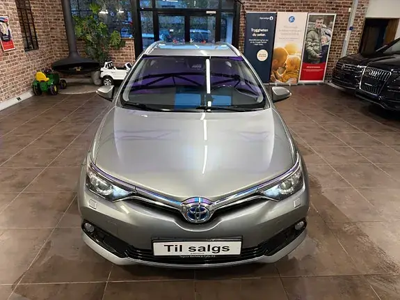 Toyota Auris 2017 photo 4