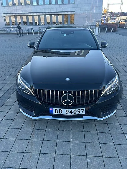 Mercedes-Benz C200 2015 photo 2