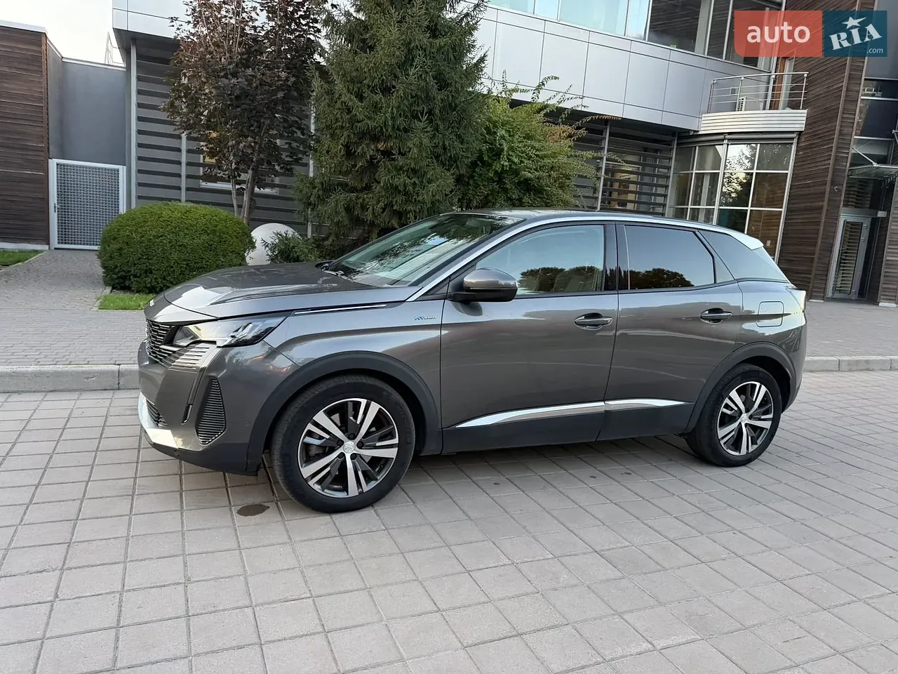 Peugeot 3008 2021 photo 2