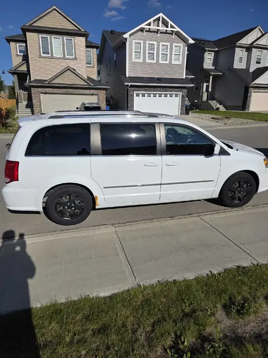 Dodge Grand Caravan 2015 photo 4