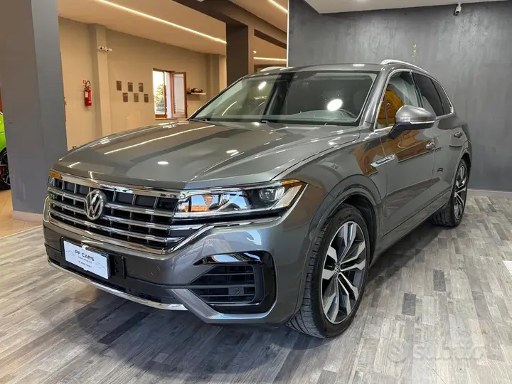 Volkswagen Touareg