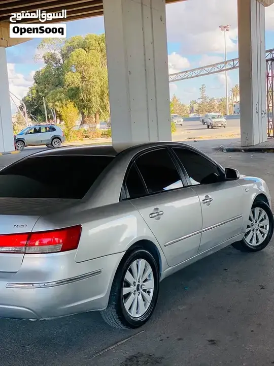 Hyundai Sonata 2009 photo 4