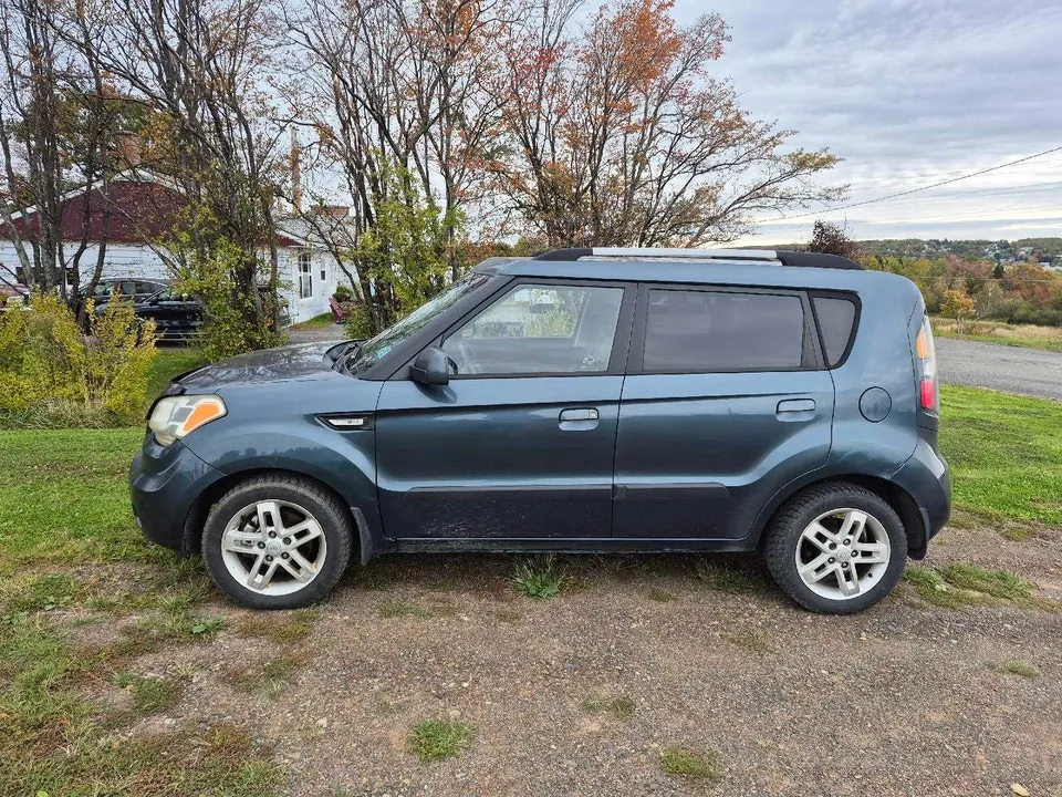 Kia Soul 2010 photo 2