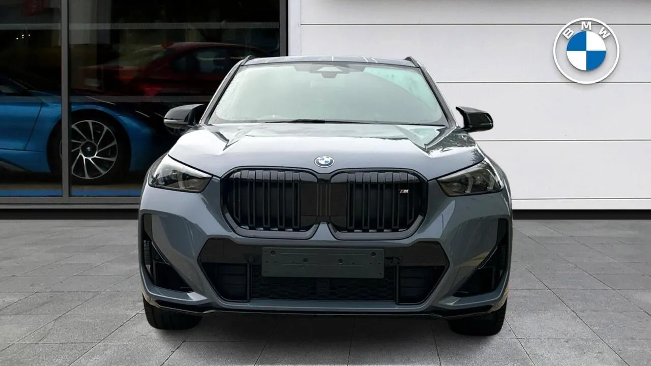 BMW X1 photo 2