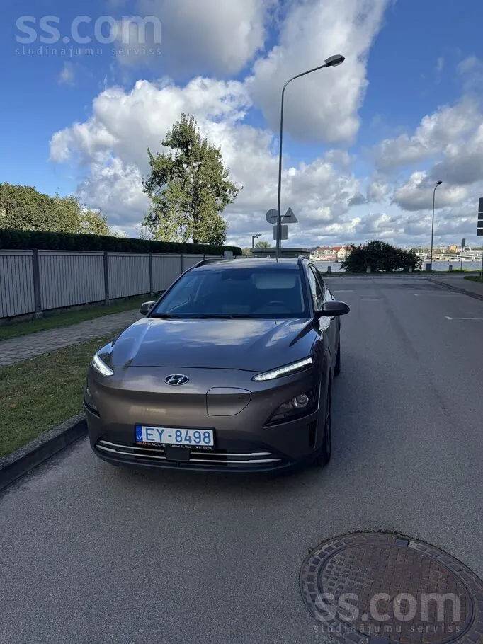Hyundai Kona 2023 photo 2