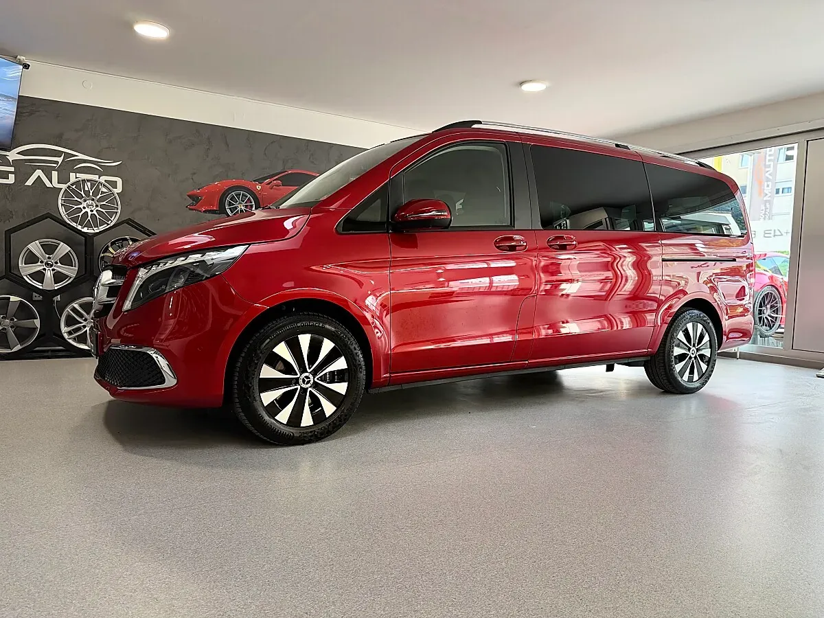 Mercedes-Benz V-Class 2023 photo 3
