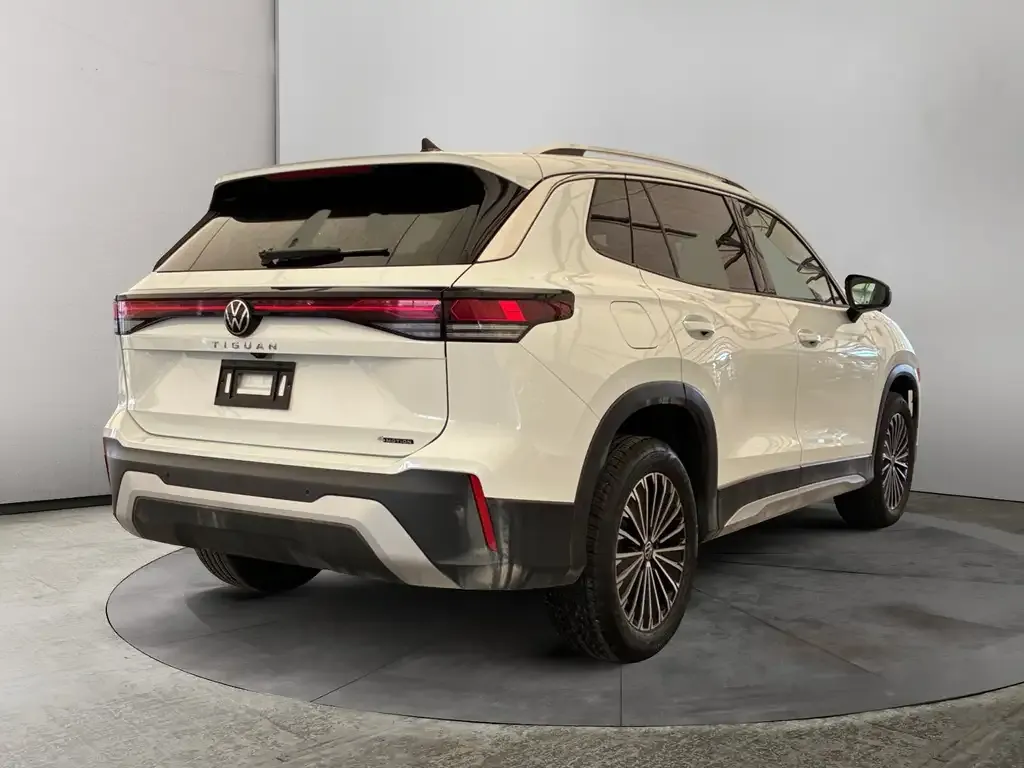 Volkswagen Tiguan 2026 photo 5