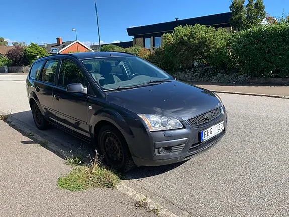 Ford Focus 2008 photo 3