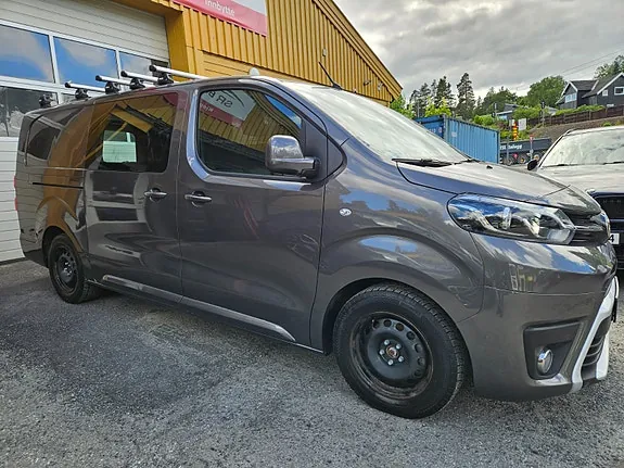 Toyota Proace 2023 photo 2