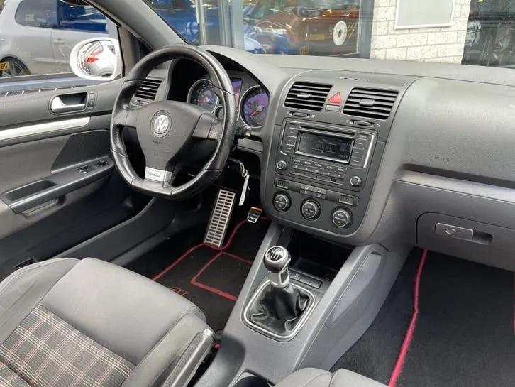 Volkswagen Golf 2008 photo 2