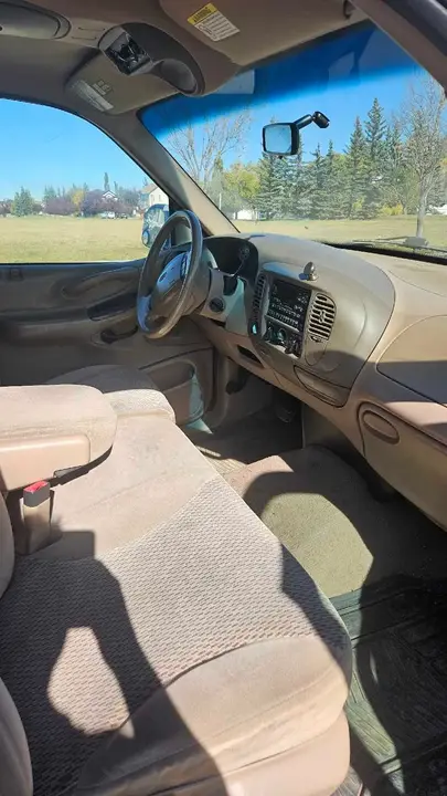 Ford Expedition 1999 photo 3