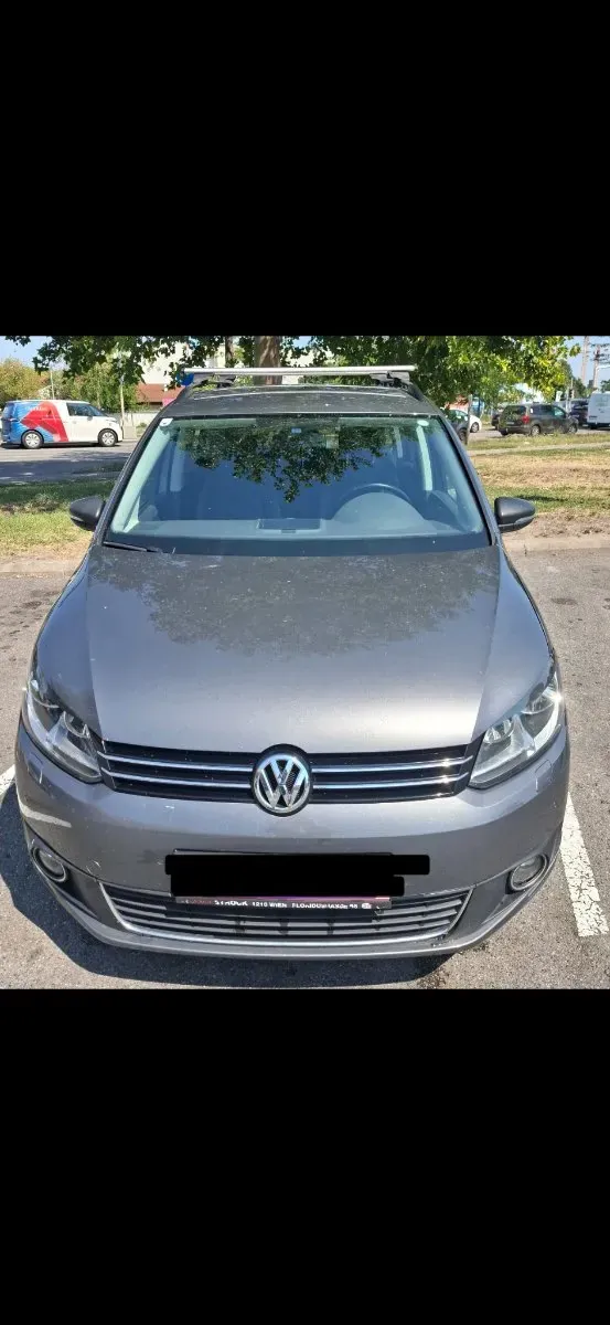 Volkswagen Touran 2013 photo 3
