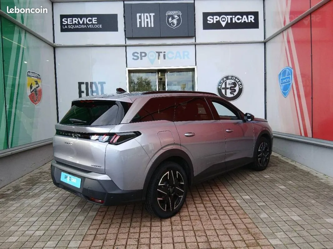 Peugeot 5008 2025 photo 4