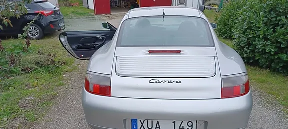 Porsche 911 Carrera 1999 photo 4