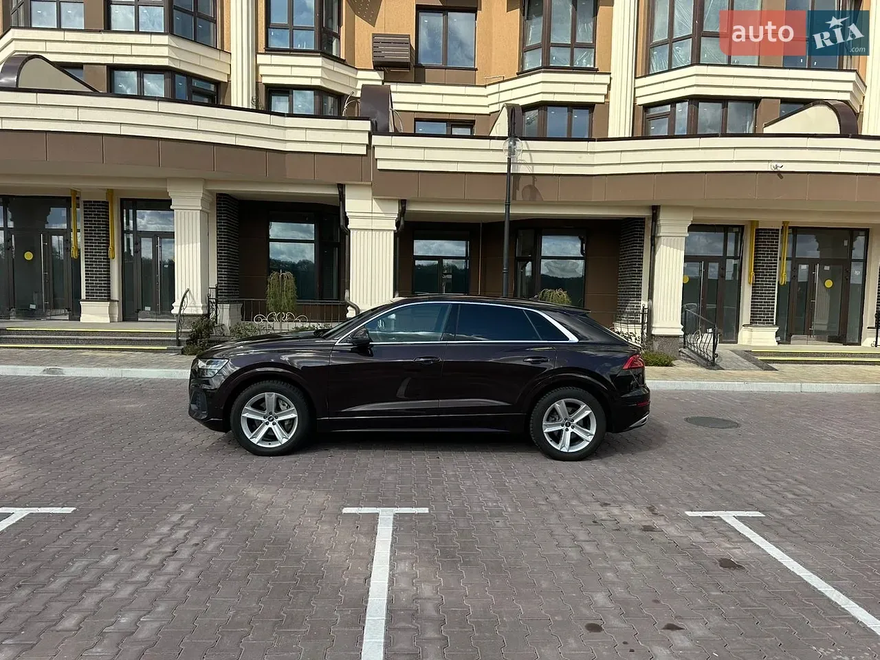 Audi Q8 2021 photo 3