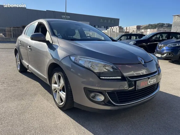 Renault Megane 2012 photo 3