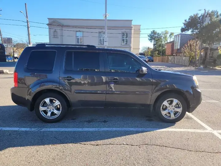 Honda Pilot 2012 photo 2