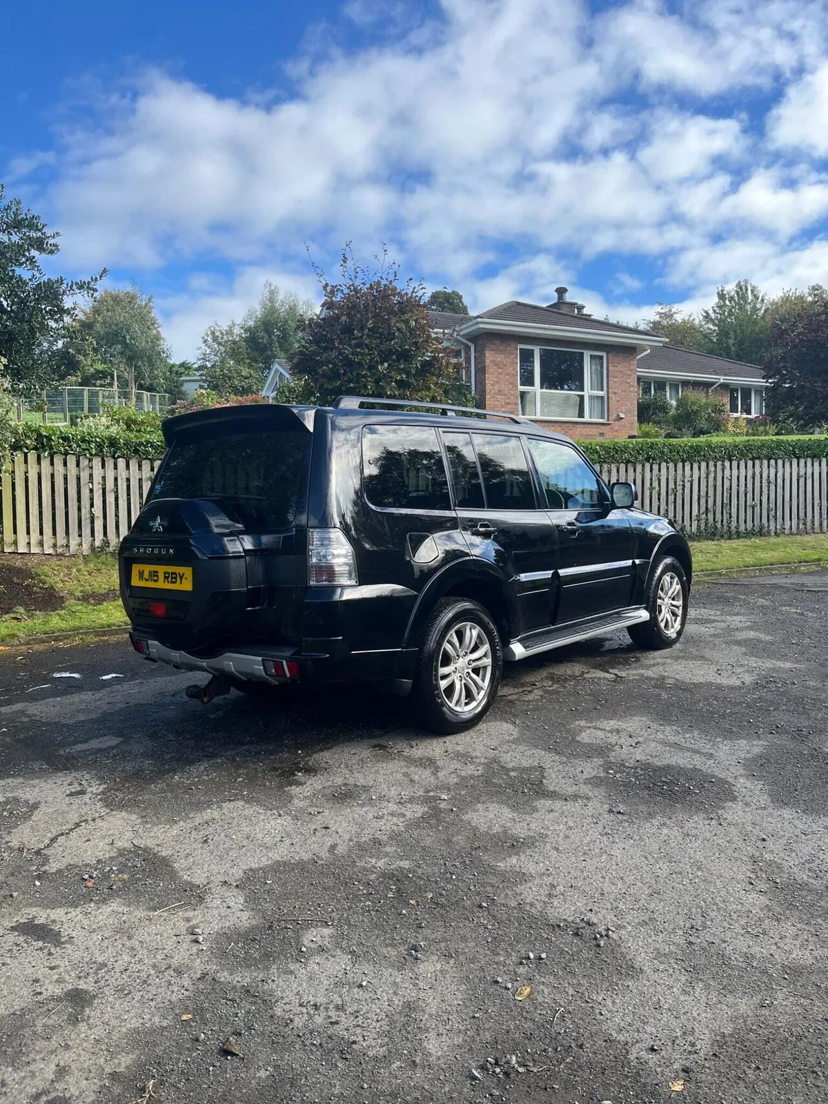 Mitsubishi Shogun 2015 photo 2