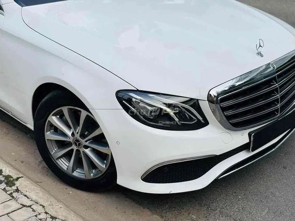 Mercedes-Benz E-Class 2019 photo 3