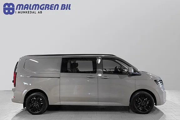 Volkswagen Transporter 2025 photo 2