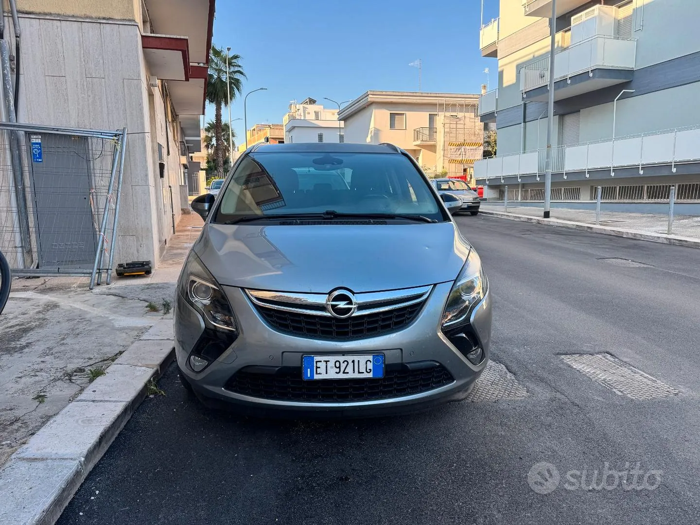 Opel Zafira Tourer 2013 photo 3