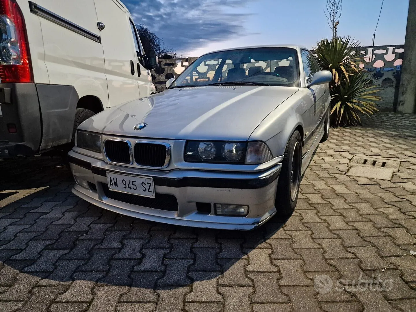 BMW 320I 1996 photo 4