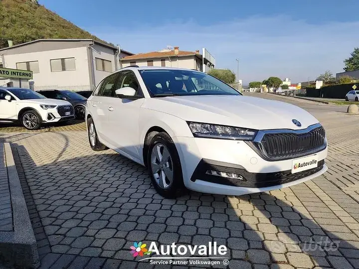 Skoda Octavia 2023 photo 4