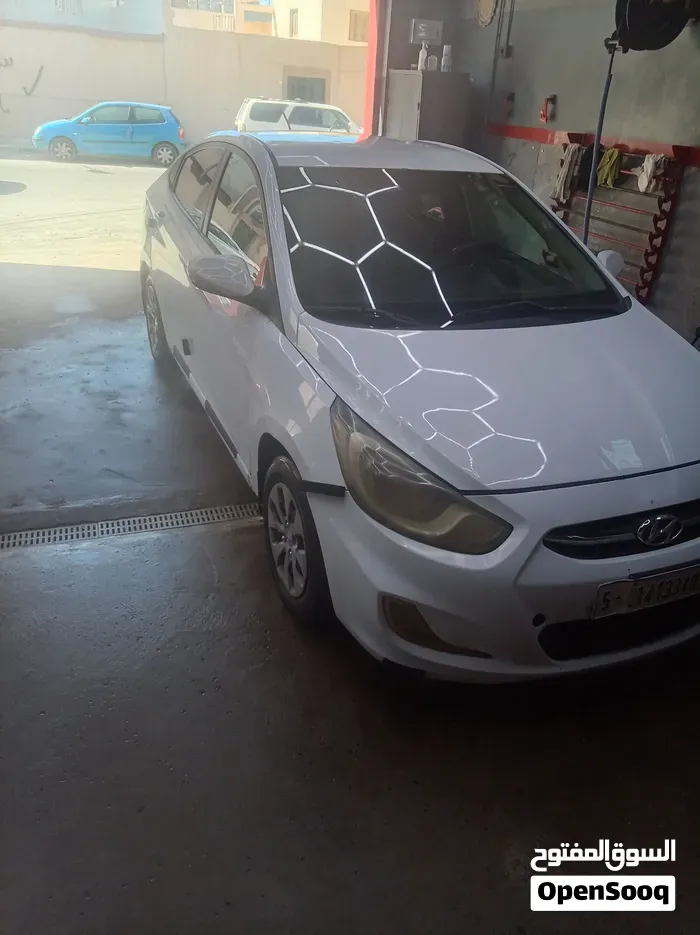 Hyundai Accent