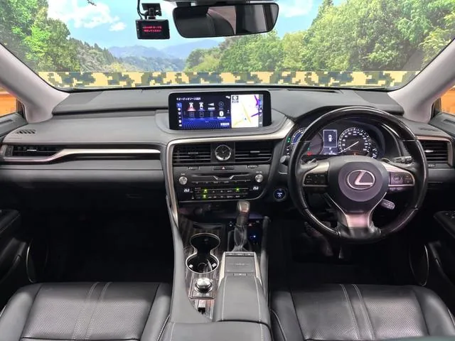 Toyota Rx450H 2019 photo 2