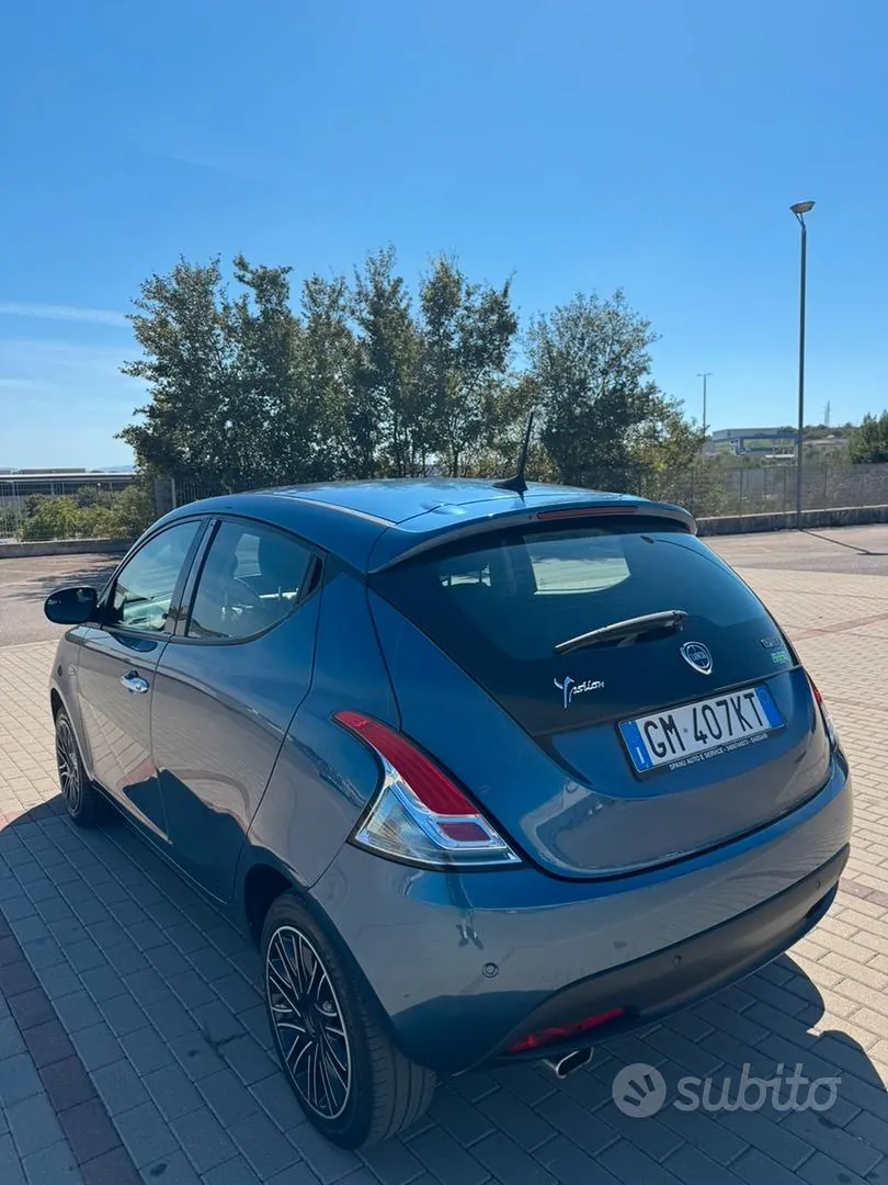 Lancia Ypsilon 2022 photo 5