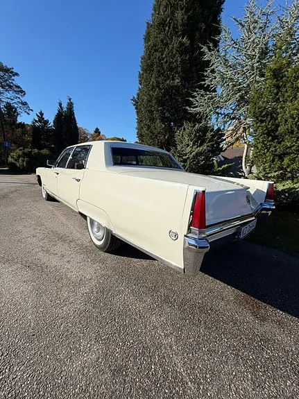 Cadillac Fleetwood 1969 photo 3