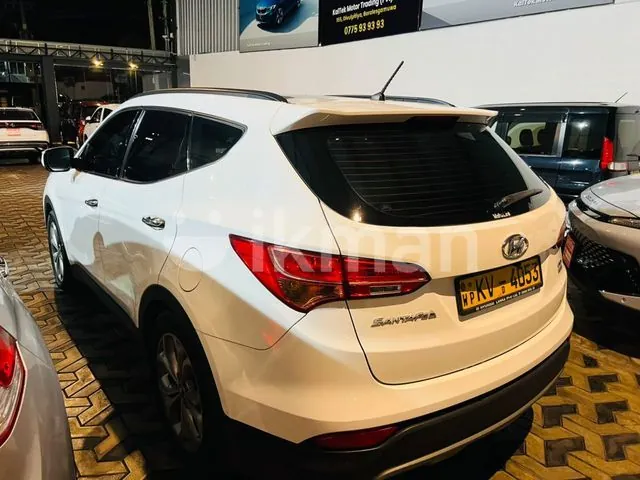 Hyundai Santa Fe 2013 photo 2