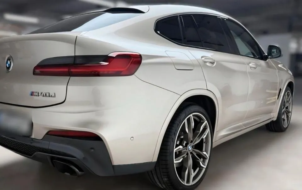 BMW X4 M40I