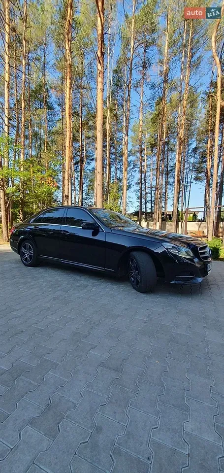 Mercedes-Benz E-Class 2015 photo 3